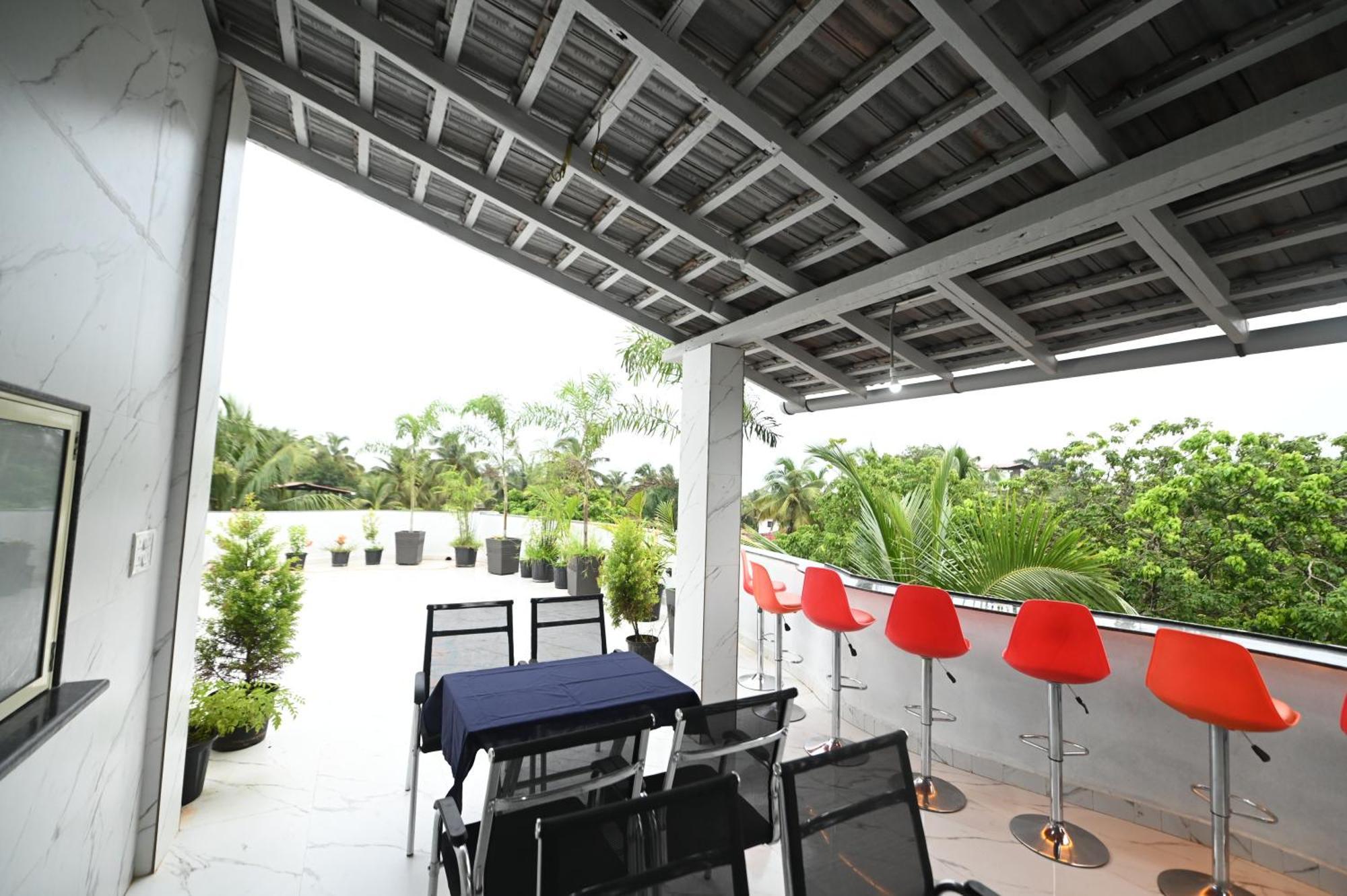 Hotel Quinta Da Branca - Near Baga Beach Bagian luar foto